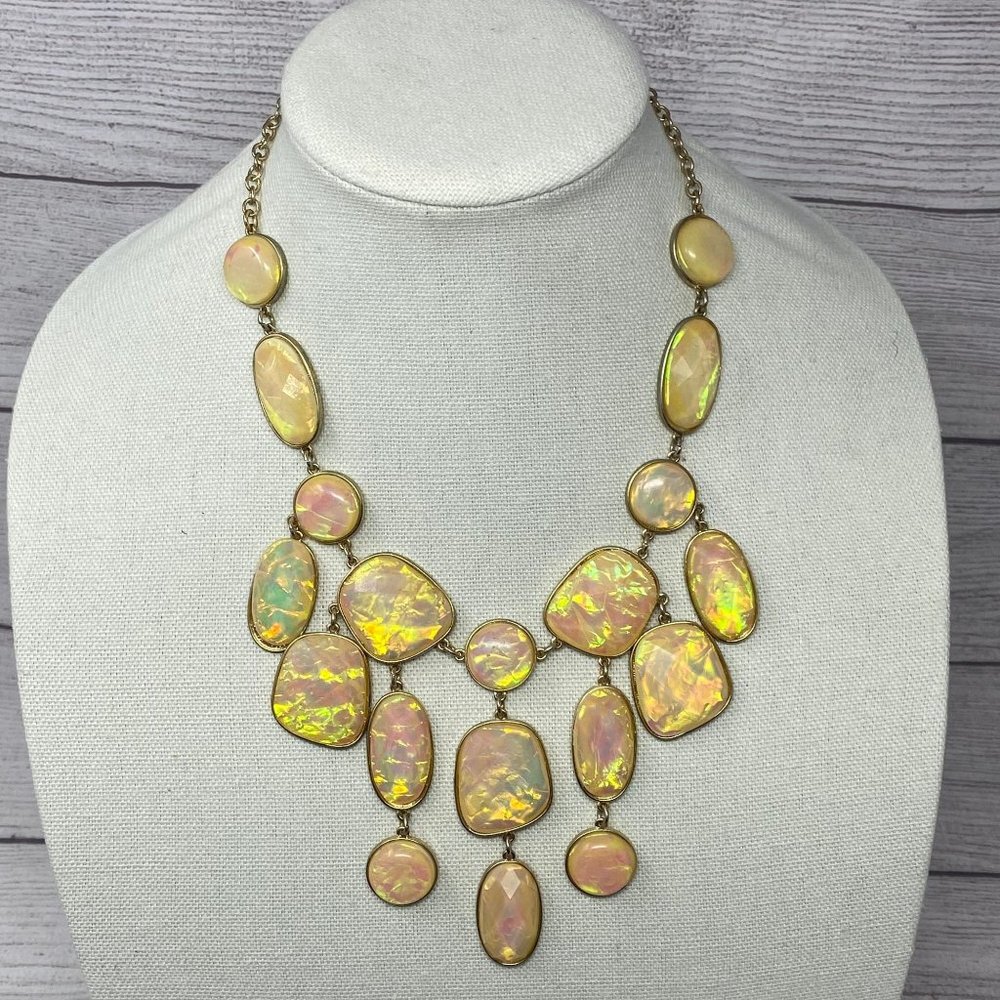 Vintage Tiered Necklace ~ Gold Tones ~ Pendent Drops